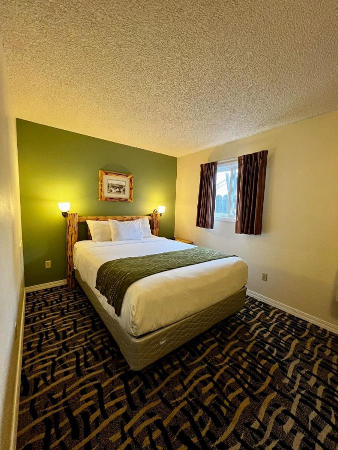 Cody Legacy Inn & Suites Exterior foto